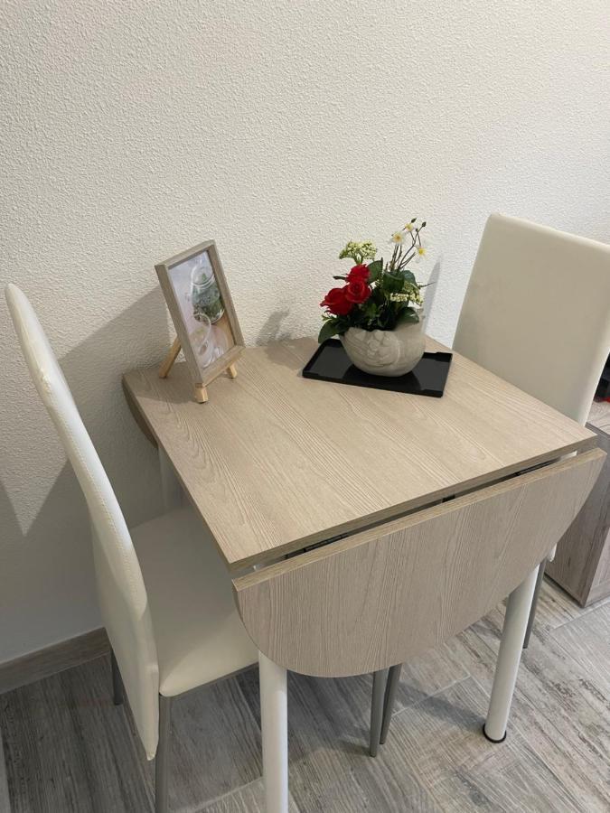 Appartement De Charme A 2 Min De La Plage Vallauris Zewnętrze zdjęcie
