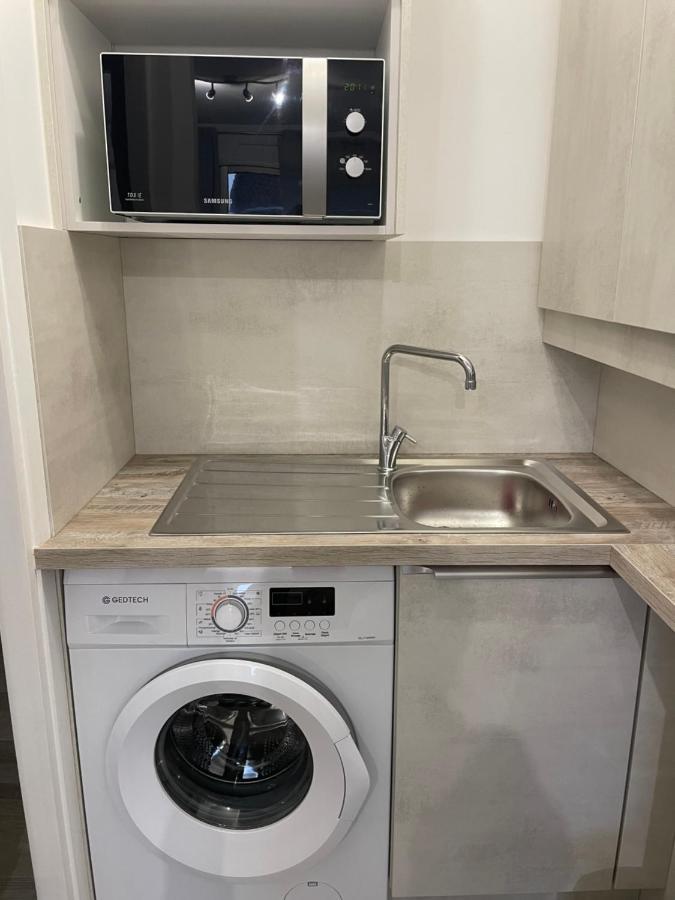 Appartement De Charme A 2 Min De La Plage Vallauris Zewnętrze zdjęcie