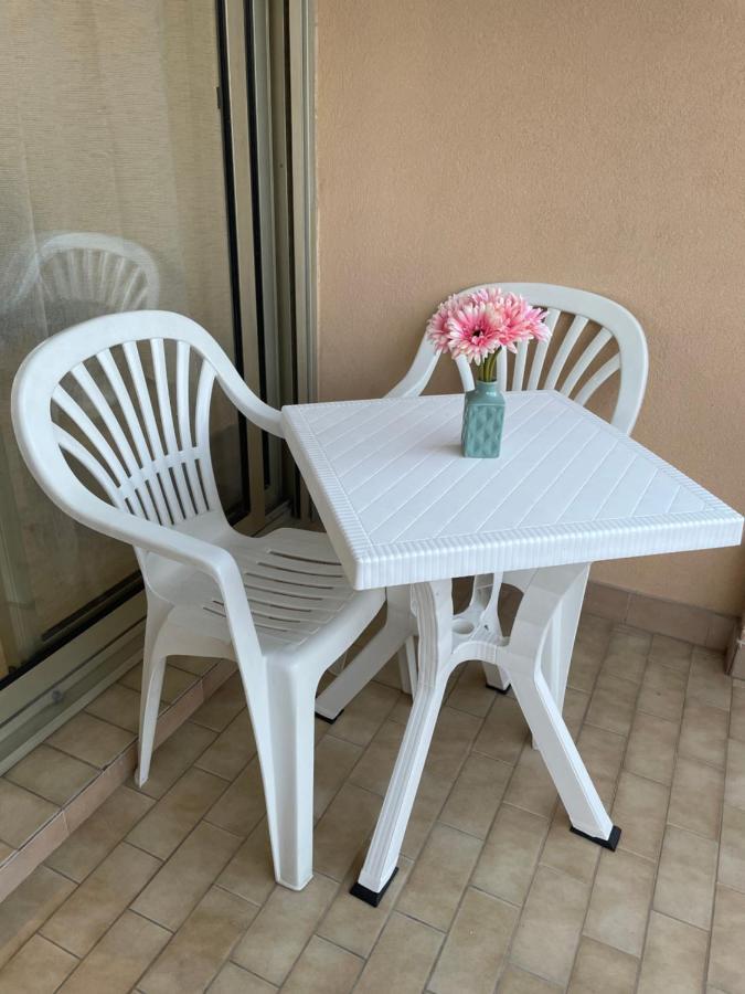 Appartement De Charme A 2 Min De La Plage Vallauris Zewnętrze zdjęcie